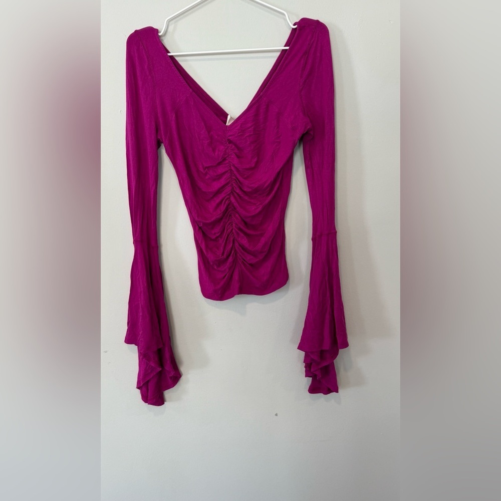 Free People We the Free What A Babe Top fuchsia ruched Top Size Small - Picture 4 of 9